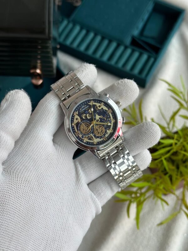 V9 Watch