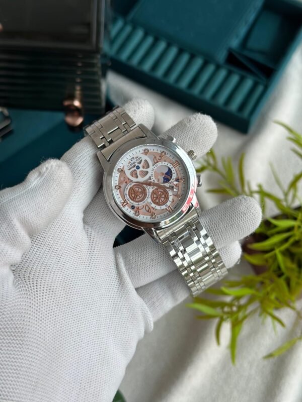 V9 Watch