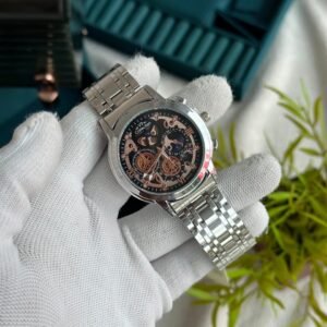 V9 Watch