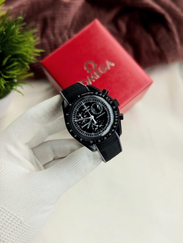 WATCH ⌚
