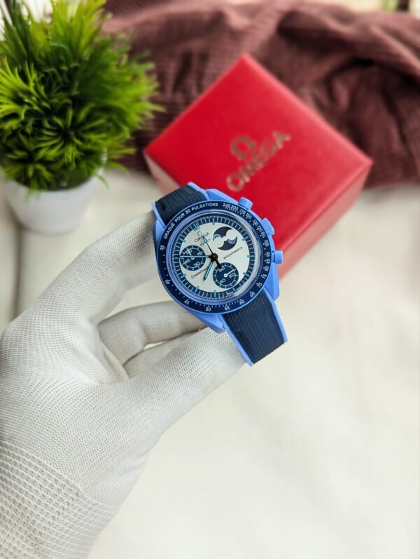 WATCH ⌚