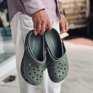 IMPORTED CROCS